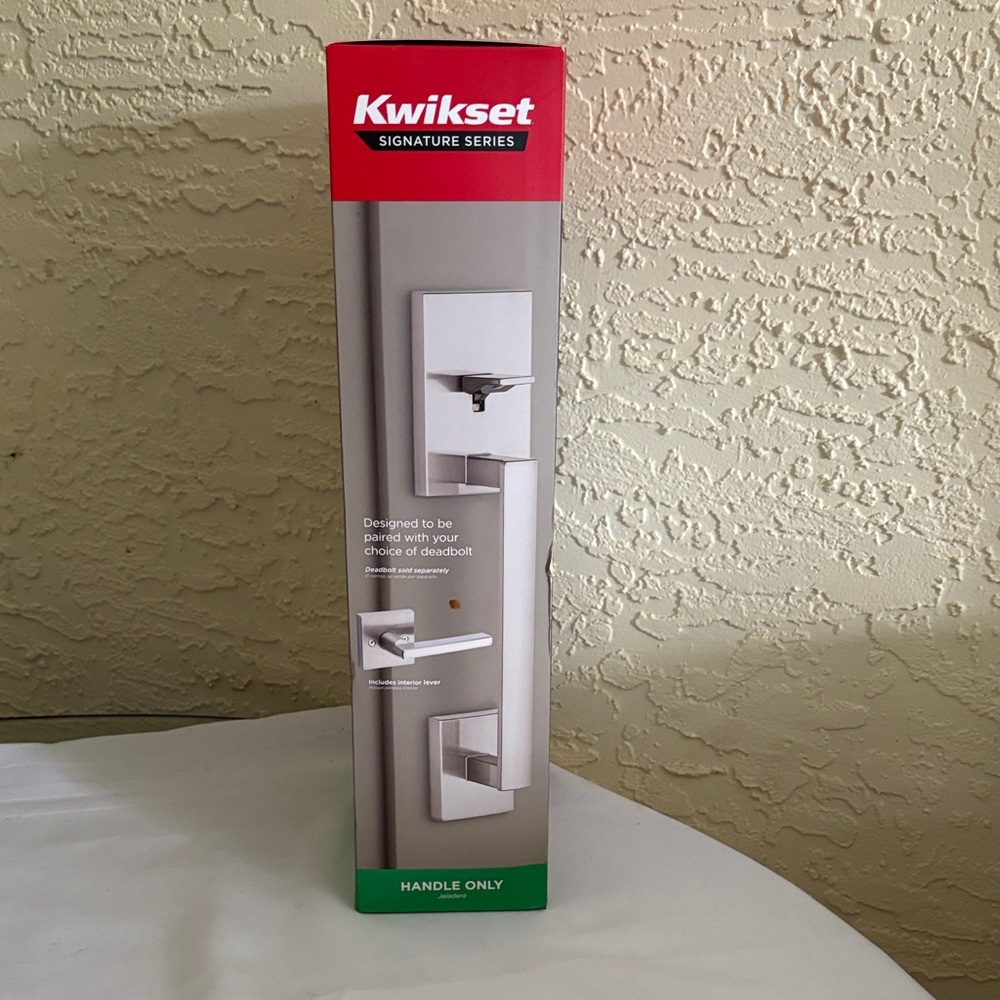Kwikset Signature Series Door Handle - Picture 3 of 7